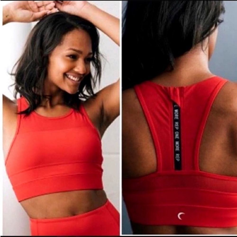 EXCELLENT CONDITION SIZE LARGE ZYIA ACTIVE ONE MORE REP RED PADDED SPORTS BRA